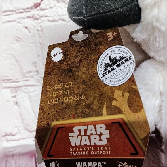 WAMPA Plush Star Wars Galaxys Edge 8" NWT Galaxy's Edge - Picture 8 of 8